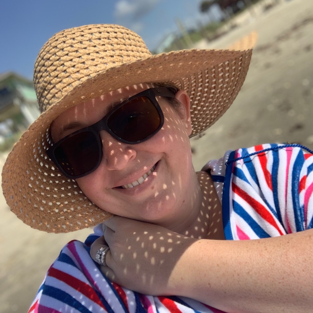 Meet your Posher, Amara